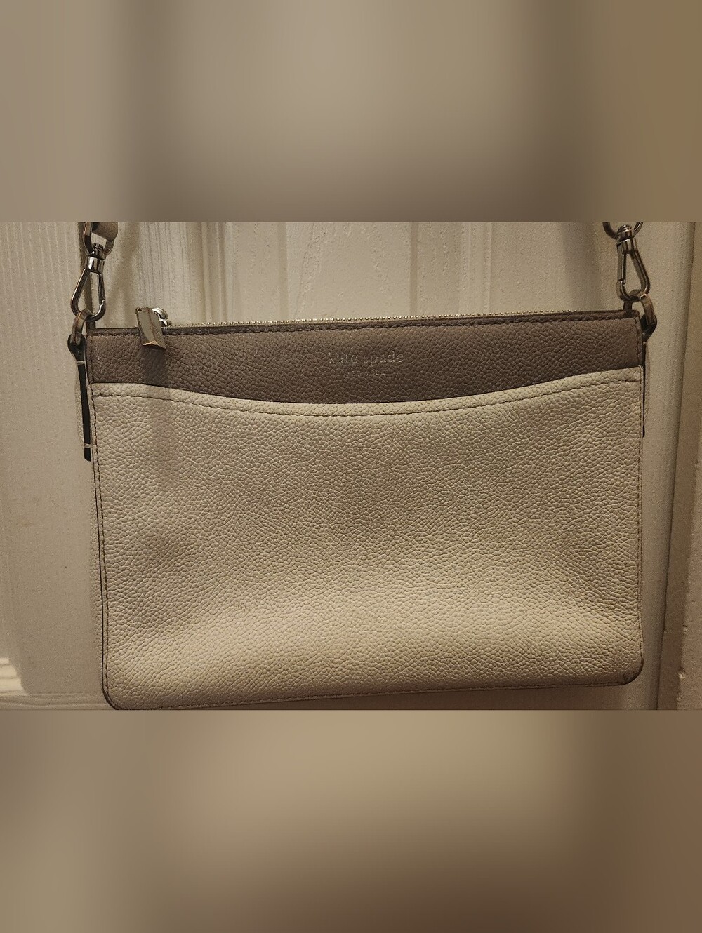 Kate Spade Two-Tone Pebbled Leather Crossbody Bag - Taupe & Cream Excnt Cond!!